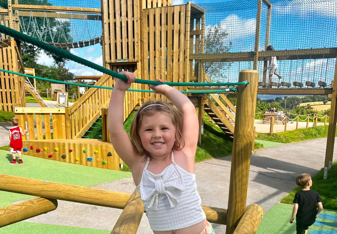 🌳 Treetops Towers