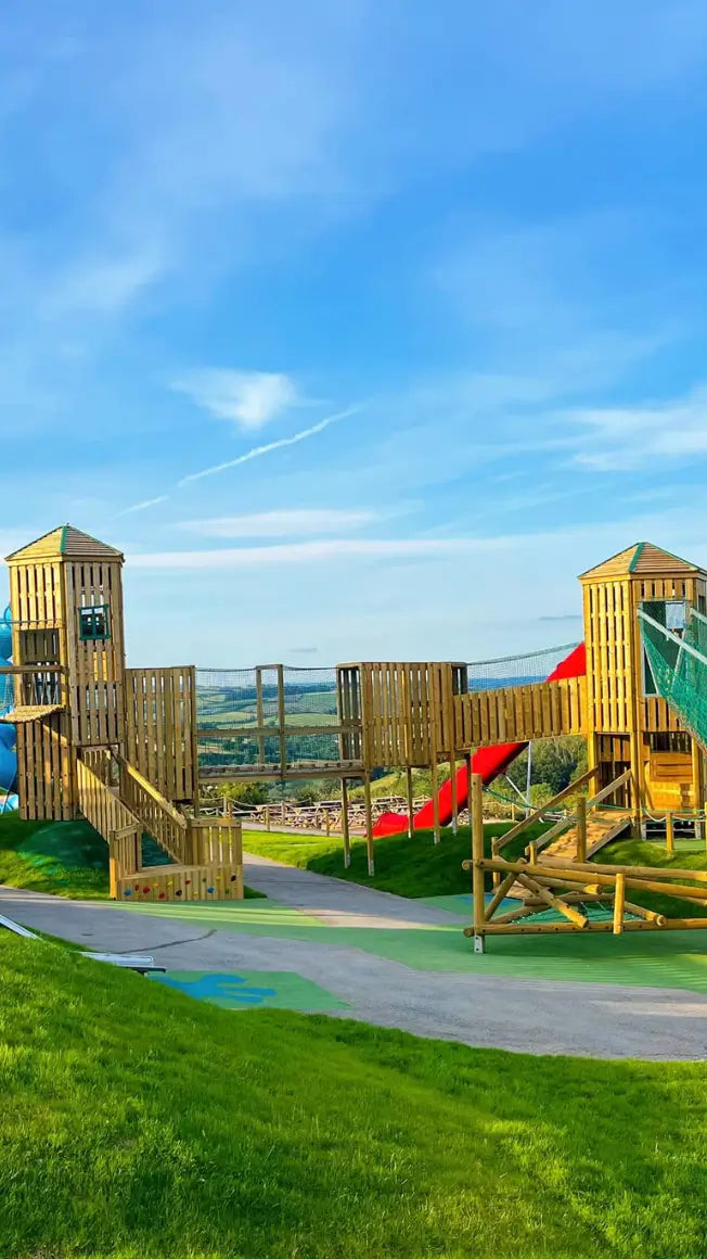 🪵Giant Outdoor Play