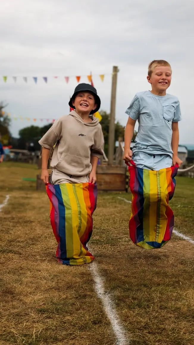 🎲 Family Games: Sack Racing