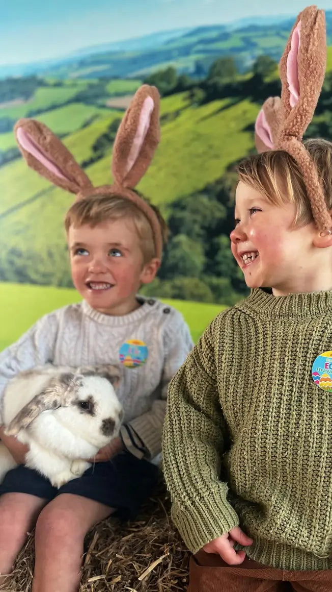 🐰 Easter Cuddles!